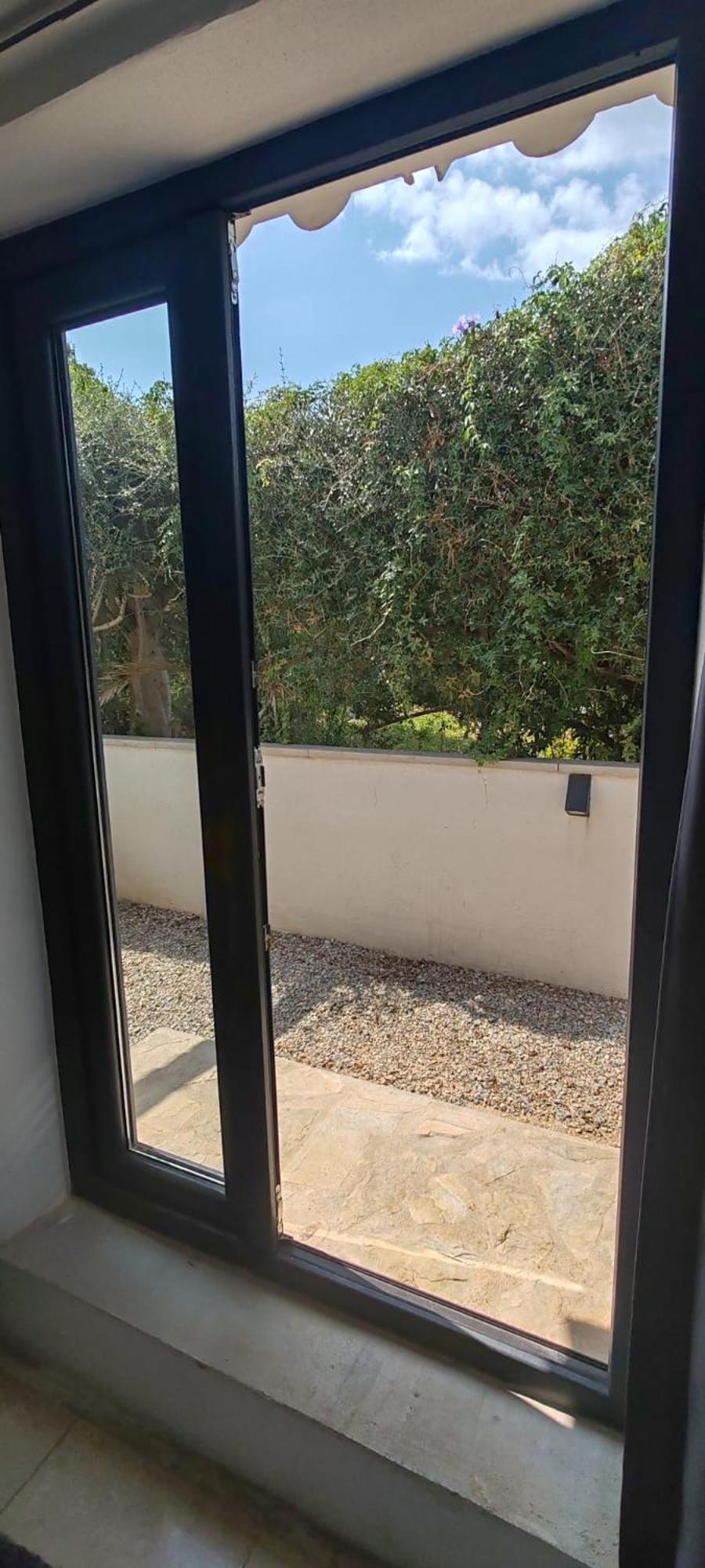 Standard Doppel- oder Zweibettzimmer mit Gartenblick