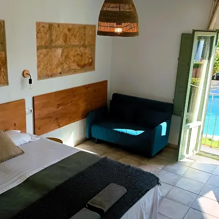 Hostal Residencia Alma-3